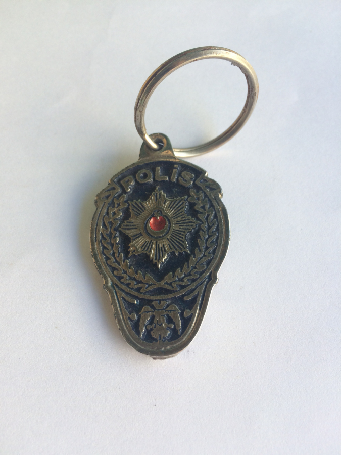 POLİS ARMALI METAL ANAHTARLIK