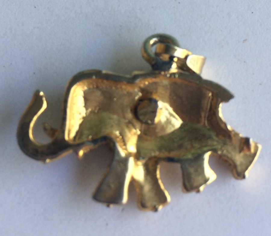 FİL TEMALI ÜZERİ TAŞLARLA BEZELİ KOLYE UCU