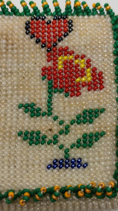 HAPİSHANE EL İŞİ ORİJİNAL RENKLİ BONCUK İŞLEME ESKİ ÇİÇEKLİ BAYAN CÜZDAN 