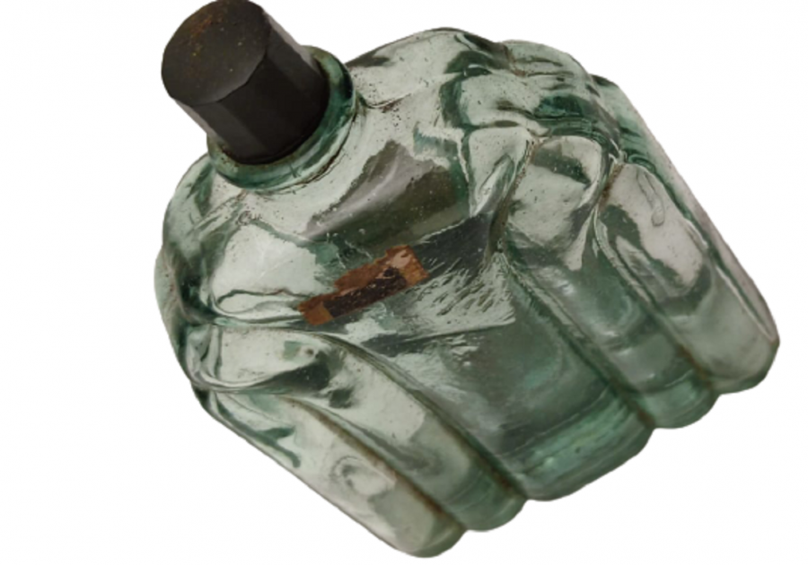 HAYAT BEŞÇİÇEK KOLONYA YEŞİL CAM BAKALİT KAPAKLI YERLİ ETİKETLİ PARFÜM ŞİŞESİ