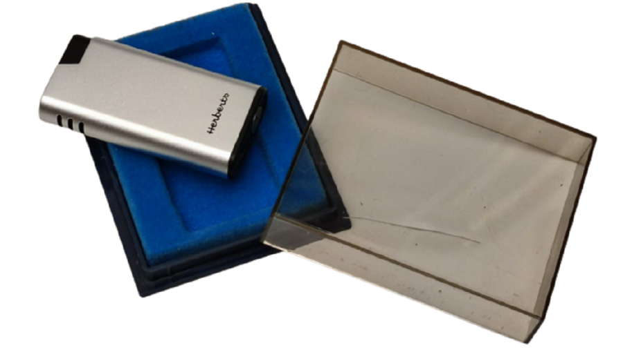 HERBERTO JBELE W GERMANY LİGHTER  KUTUSUNDA GAZLI MENYETOLU ÇAKMAK 