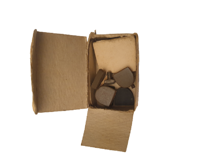 MİN-İTS TOPUKLU AYAKKABI LASTİĞİ KARTON BASKILI KUTUSU KUTU İCERSİNDE  AZ SAYIDA ÜRÜN VARDIR