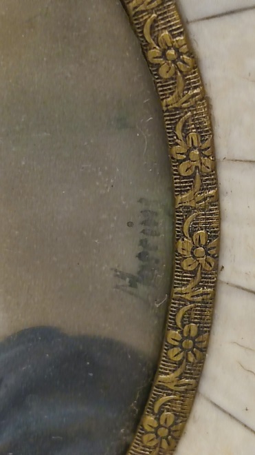 19 Y.Y AVRUPA EL YAPIM  FİLDİŞİ FOTOĞRAF ÇERÇEVESİ ÜZERİNDEKİ RESİM EL CİZİMİ MARRINS SANATCI İMZALIDIR