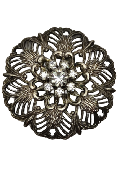 TESTERE İŞİ İĞNELİ BEYAZ TAŞLI BROŞ BİR BÜYÜK ETRAFINDA 7 TAŞ