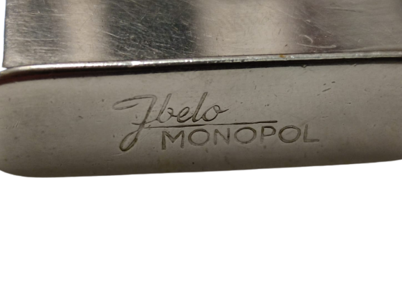 BEŞİKTAŞ ARMA İNSİYALLİ İBELO MONOPOL BENZİNLİ TAŞLI MEKANİK ÇAKMAK LİGHTER