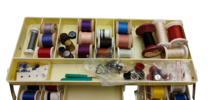 1970 ANGLER FUUL DİKİŞ ÇANTASI VE SETİ İÇERSİNDE  COK CEŞİTLİ MALZEMELERİYLE HER EVİN İHTİYACI TERZİ CANTASI