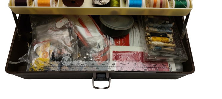 1970 ANGLER FUUL DİKİŞ ÇANTASI VE SETİ İÇERSİNDE  COK CEŞİTLİ MALZEMELERİYLE HER EVİN İHTİYACI TERZİ CANTASI