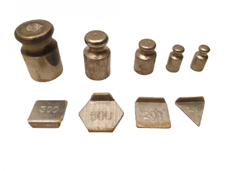 HASSAS TARTIMLARDA TERAZİLERDE KULLANILAN GRAM  SANTİM TERAZİ AĞIRLIKLARI 9 ADET