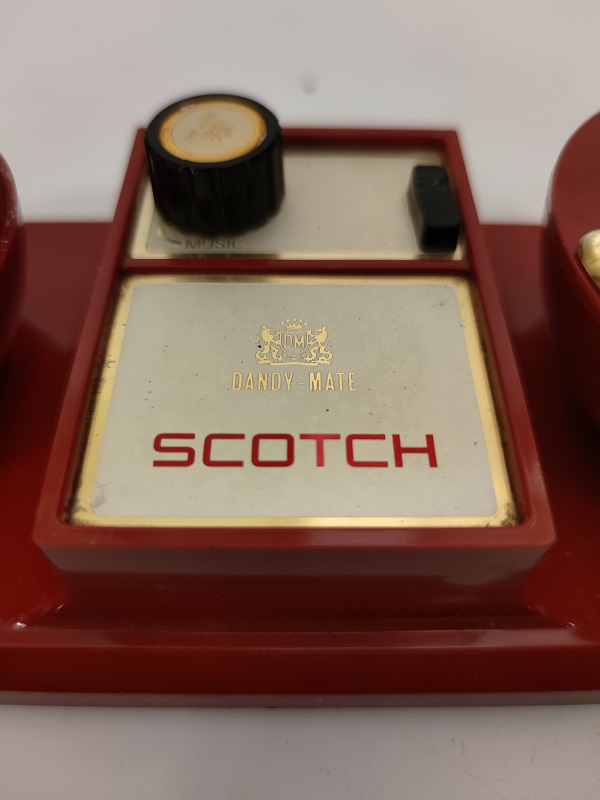 RETRO MASA ÜZERİ DANDY MATE SCOTCH ÇAKMAKLI VE KÜLLÜKLÜ MEKANİK LATERNALI MUZİK KUTUSU