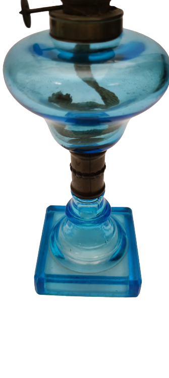 1940 MAVİ BİLLÜR CAM KOPARMA AYAKLI  GAZ HAZNELİ ÜZERİ CAMLI ALEV AYARLI GAZ LAMBASI