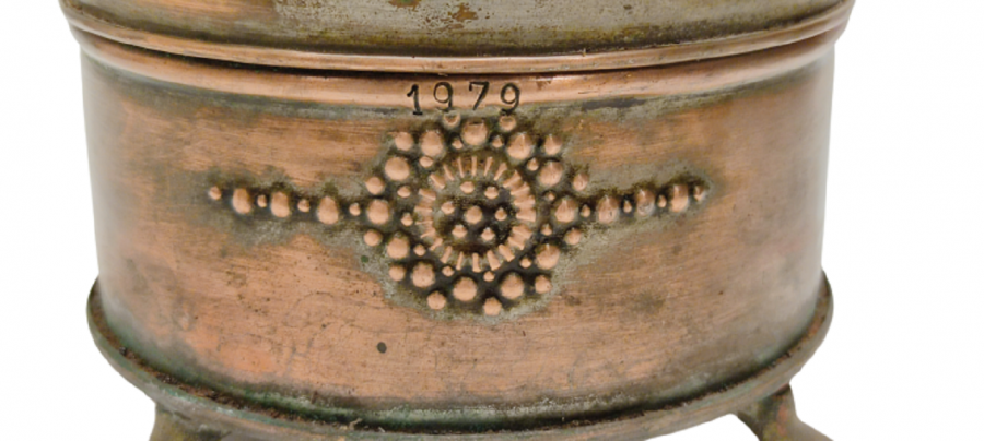 OSMANLI EL YAPIM USTA İŞİ KAHVE KUTUSU KAHVELERDE KULLANILAN BAKIR ÖNÜ İŞLEMELİ KAPAKLI OVAL  PİRİNC AYAKLI