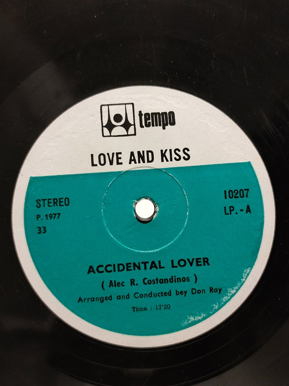 LOVE AND KISSES UZUN CALAR 33 DEVİR LP PLAK ORJİNAL KABINDA ORJİNAL BASKISIDIR