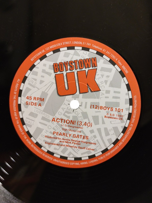 PEARLY GATES ACTİON UZUN CALAR 33 DEVİR LP PLAK ORJİNAL KABINDA ORJİNAL BASKISIDIR