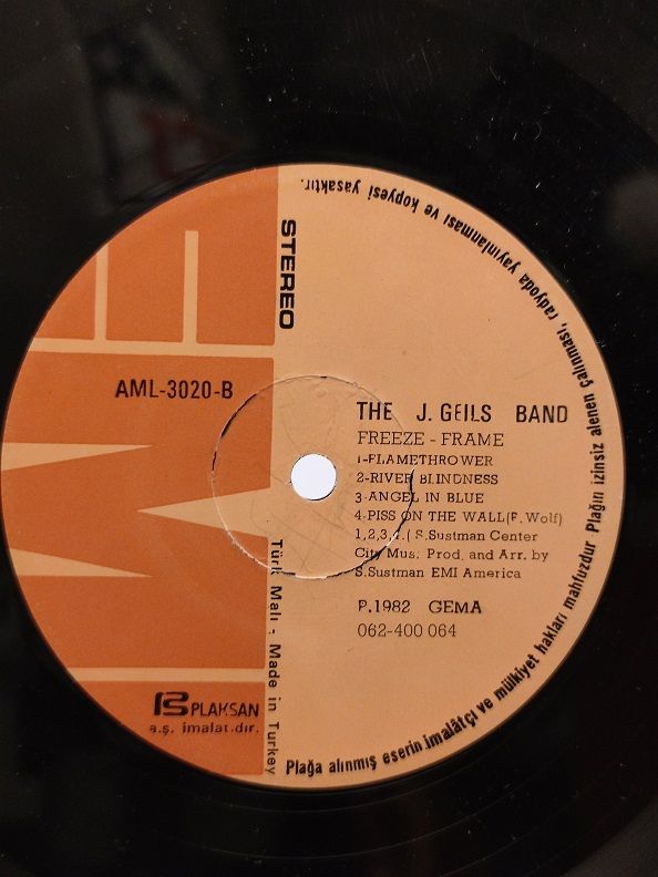 THE J. GEILS BAND FREEZE FRAME UZUN CALAR 33 DEVİR LP PLAK ORJİNAL KABINDA ORJİNAL BASKISIDIR
