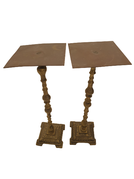 AYAKKABI İÇİN VİTRİN TEŞHİR STANTLARI 2 ADET PİRİNC EŞİT BOYLARDA 1960 LI YILLAR  