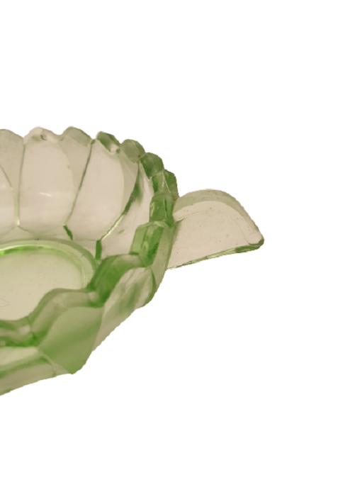 1950 FRANSIZ ÖZEL GÜNLERDE TÖRENLERDE  KULLANILAN SICAK VE SOUK ŞARAP İÇKİ TAKIMI KASE VE KULPLU BARDAKLARI CALEDON YEŞİLİ