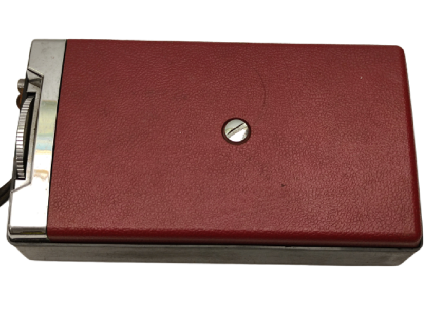 1974 VİNTAGE KIRMIZI BAKALİT KASA FRANSIZ OPTALİX TO 100 RADIO KOLEKSİYON