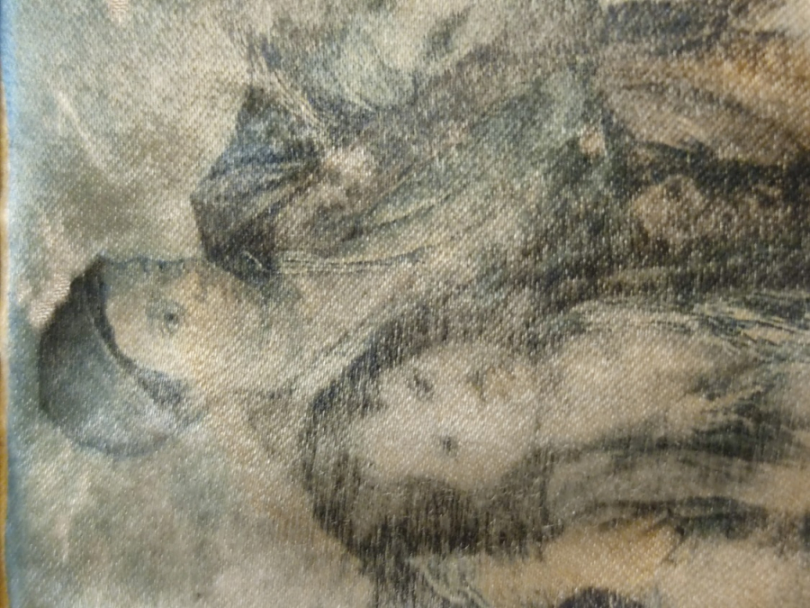 İPEK BASKI KADİFE KAPLAMA AHŞAP CERCEVE DUVAR TABLOSU