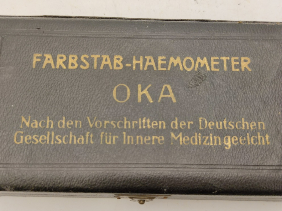 1950 FARBSTAB-HAEMOMETER OKA  ÜZERİ YAZILI ORJİNAL KUTUSUNDA KAN TEST CİHAZI 