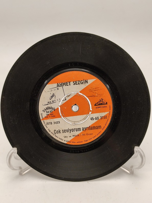 AHMET SEZGİN AŞKIN İLE DİVANEYİM-ÇOK SEVİYORUM AYRILAMAM 45 LİK PLAK