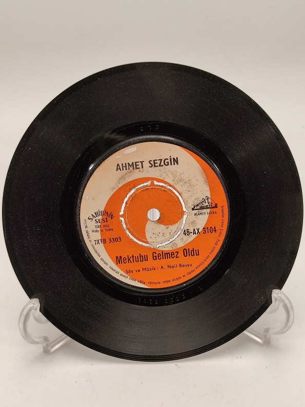 AHMET SEZGİN IZDIRAPLA İNLERİM-MEKTUBU GELMEZ OLDU 45 LİK PLAK