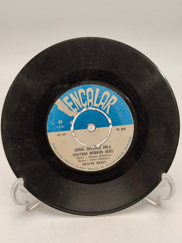 BEHİYE AKSOY SENİNLE DÜŞTÜM DİLE-GÖNÜL SEVGİNLE DOLU UNUTMAK MÜMKÜN DEĞİL 45 LİK PLAK