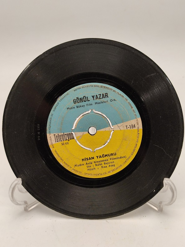 GÖNÜL YAZAR SABAH YILDIZI-NİSAN YAĞMURU 45 LİK PLAK