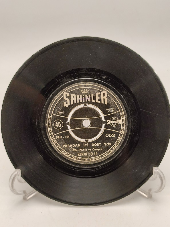 KENAN İŞLER DERBEDER BİR AŞIKIM-PARADAN İYİ DOST YOK 45 LİK YERLİ PLAK