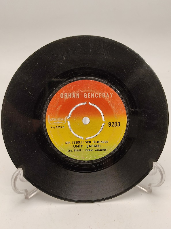 ORHAN GENCEBAY TANRIYA FERYAT-ÜMİT ŞARKISI 45 LİK YERLİ PLAK