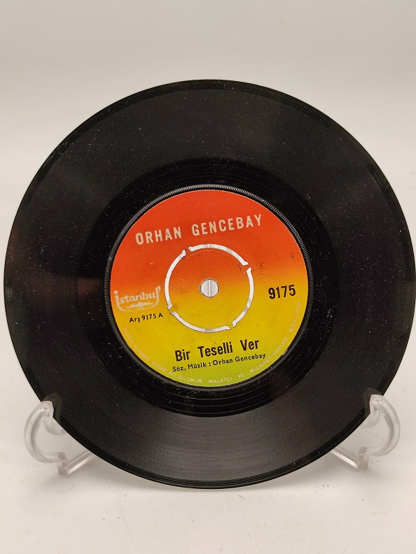 ORHAN GENCEBAY YORGUN GÖZLER-BİR TESELLİ VER 45 LİK PLAK