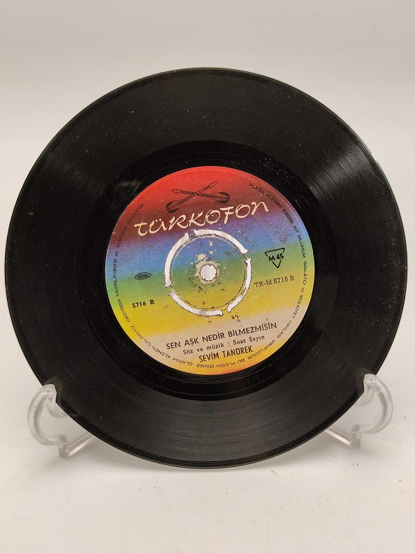 SEVİM TANÜREK KAÇ KERE PENCEREDE SABAH ETTİM-SEN AŞK NEDİR BİLMEZ MİSİN 45 LİK PLAK