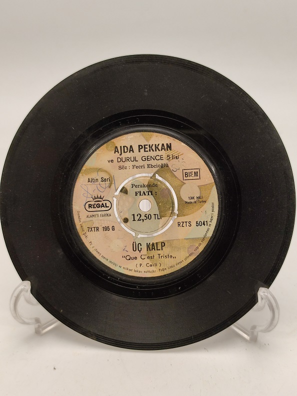 AJDA PEKKAN 3 KALP-DÜNYA DÖNÜYOR 45 LİK PLAK