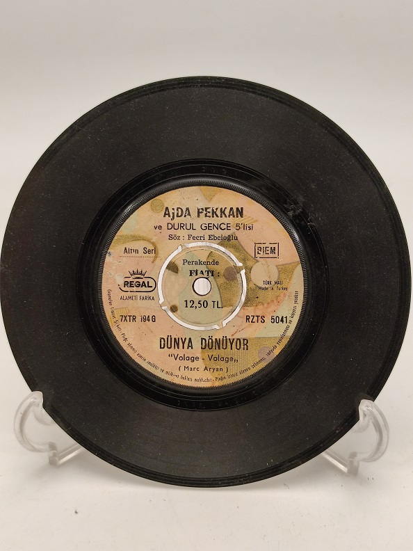 AJDA PEKKAN 3 KALP-DÜNYA DÖNÜYOR 45 LİK PLAK