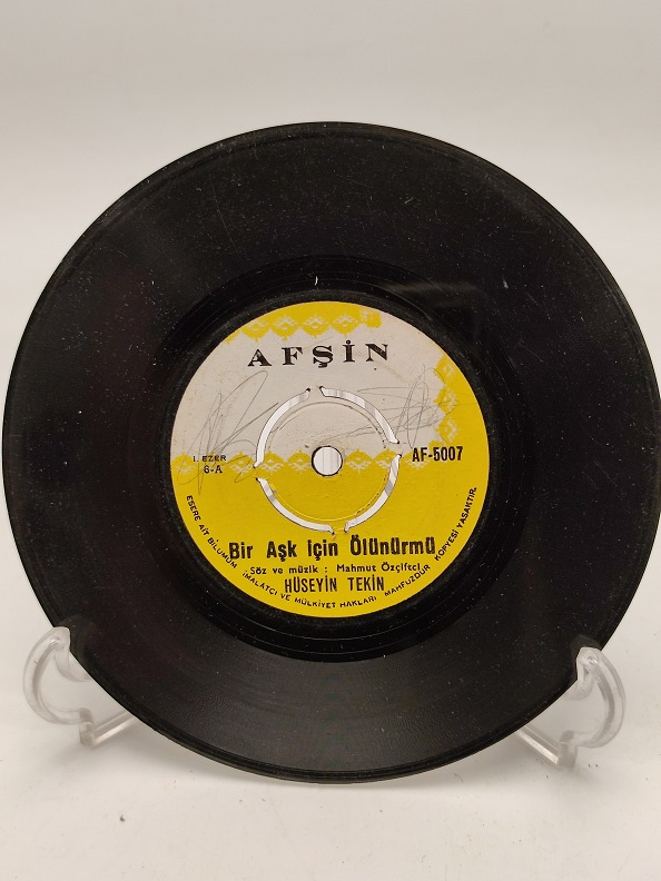 HÜSEYİN TEKİN BİR AŞK İÇİN ÖLÜNÜR MÜ-NE GÜZEL YARATMIŞ 45 LİK PLAK