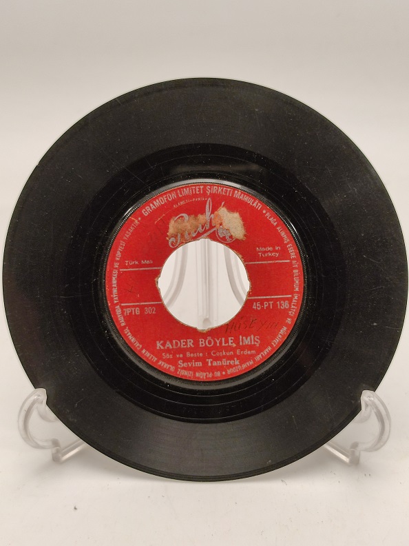 SEVİM TANÜREK MAZİYİ UNUTMA-KADER BÖYLE İMİŞ 45 LİK PLAK