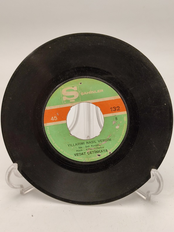 VEDAT ÇETİNKAYA ANLATILMAZ BİN DERT İLE GEÇİYOR ÇİLELİ ÖMRÜM-YILLARIMI NASIL VERDİM 45 LİK PLAK