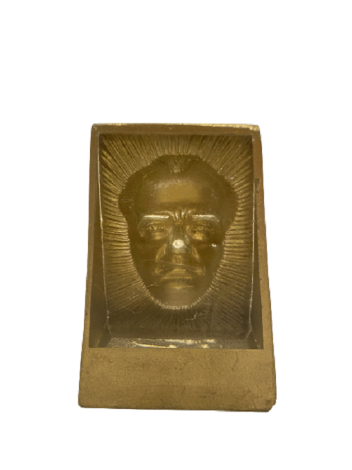 SANATCI İMZALI GAZİ MUSTAFA KEMAL ATATÜRK BÜSTÜ MASA ÜZERİ İÇİN TASARLANMIŞ