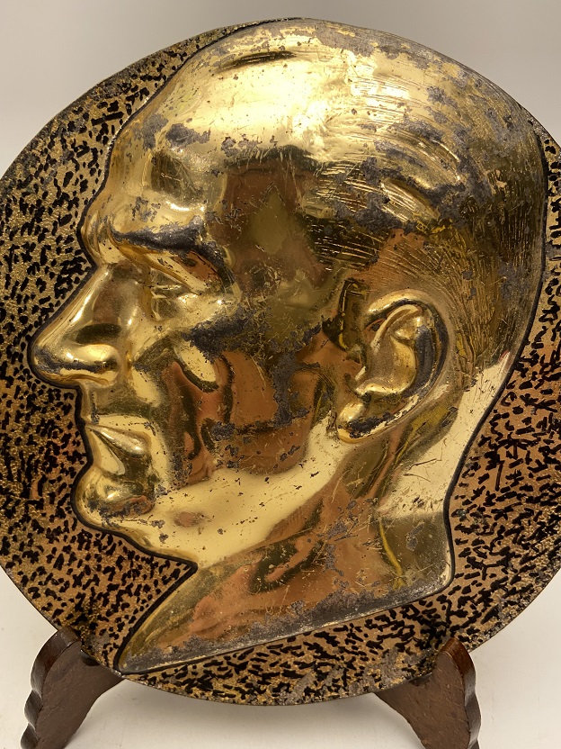 METAL ROLYEF İŞLEMELİ GÜMÜŞ KAPLAMA  MUSTAFA KEMAL ATATÜRK PORTRESİ