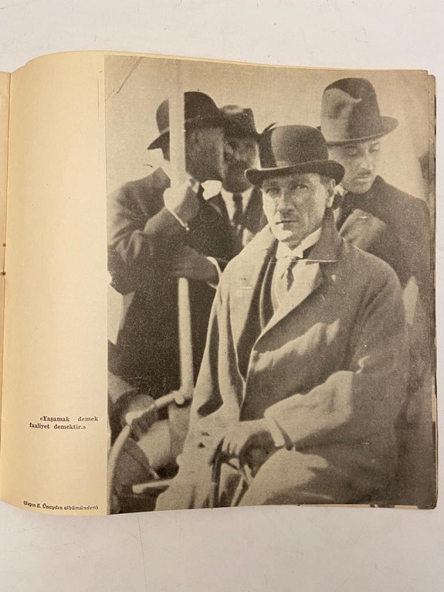 MUSTAFA KEMAL ATATÜRK'ÜN ÖLÜMÜNÜN 25. YILI ANISINA TÜRKİYE MİLLİ TALEBE FEDERASYONU HATIRA ALBÜMÜ