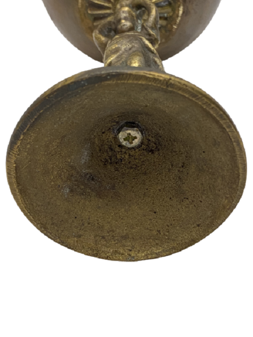 1910 BRONZ KAİDELİ KUPA KISMI KALEM İŞİ SUSLEMELİ BAŞIDA KUPA TAŞIYAN KADIN FORMUNDA