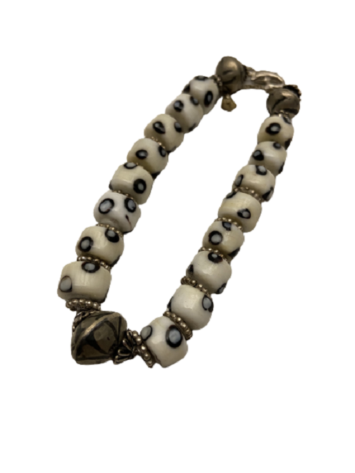 TAMAMI EL YAPIMI CAM BONCUK 16 HABBE DEN YAPILMIŞ HALHAL