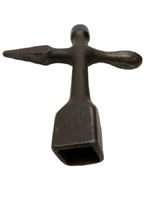 TCDDY OSMANLI EL YAPIM TRENLERDE  MAKİNİST VE MEMURLARIN KONTROL İÇİN HER YERİ ACMA KAPAMA DEMİR COK İŞLEMLİ ANAHTAR