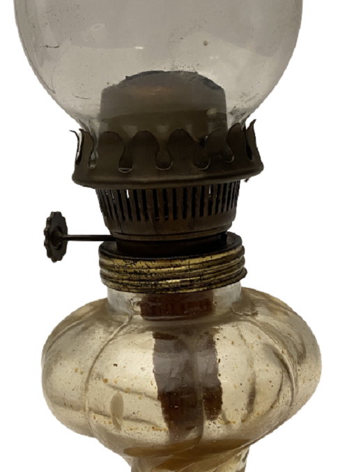 CAM HAZNELİ UZUN BURGULU FİTİLLİ, MAKİNELİ  ŞİŞESİ ÜZERİNDE GAZ LAMBASI