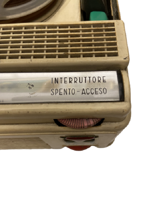 1960 İTALYAN GELOSO G258 PALANDUZ LANBALI BAKALİT RENKLİ DÜGMELİ MARAKA BANT CALAR VE SES KAYIT ALMA CİHAZI