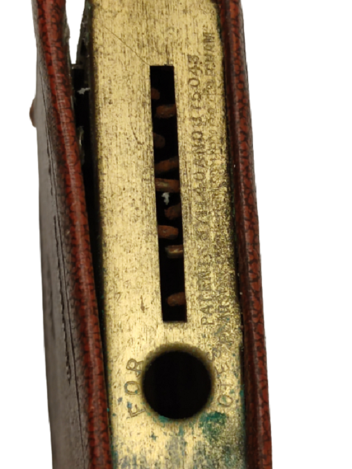 AKBANK MERKEZ BİNASI GÖRSELLİ KİTAP FORMUNDA ÜZERİ DERİ KAPLI SERİ NUMARALI YURT DIŞINDA YAPTIRILMIŞ KUMBARA