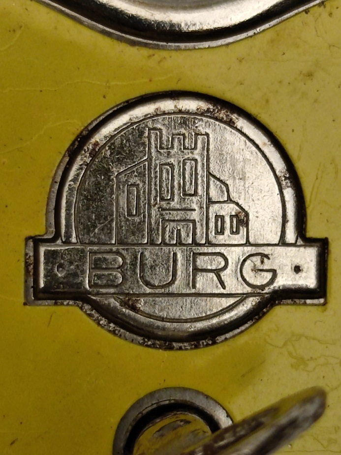 ALMAN BURG GERMANY DEP CELİK ÜZERİ SARI BOYALI ANAHTARLI ASMA KİLİT