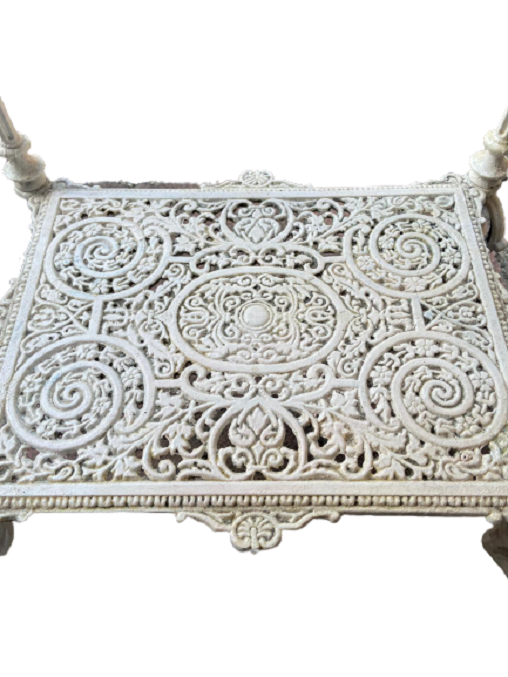 DÖKÜM 4 AYAKLI KOPLE ARNAVU İŞLEMELİ  BEYAZ BOYALI SOKÜLEBİLİNEN CİFT KAT YAN SEHBA