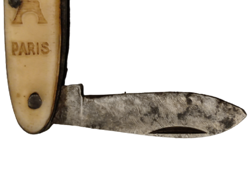 ÜZERİNDE PARİS YAZILI VE EYFEL KULESİ BULUNAN MİNİ İSVEÇ ZİNCİRLİ CEP ÇAKISI