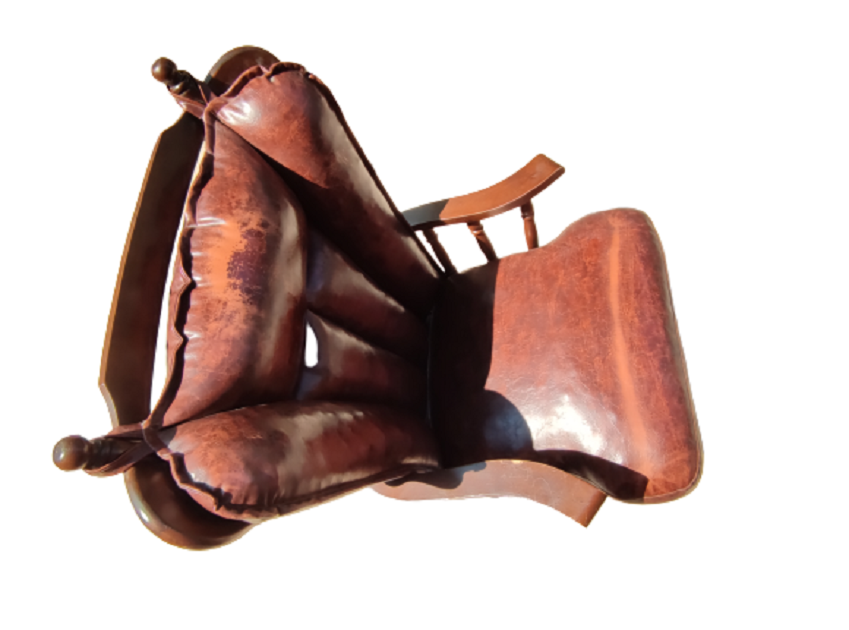 AHŞAP MASİF KOYU CEVİZ RENKDE SALLANAN KOLTUK KAHVERENGİ DERİ DÖŞEMELİ 