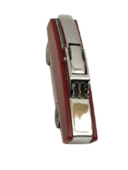 VINTAGE NİCE ROYAL CART LİGHTER GAZLI KIRMIZI ARABA  ŞEKLİNDE ÇAKMAK STEPNE KISMI CIKARILARAK GAZ BASILMAKTADIR